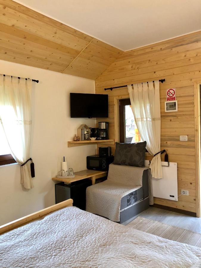 Complex Căsuțe Căsuța din cireș Moisei Villa Bagian luar foto
